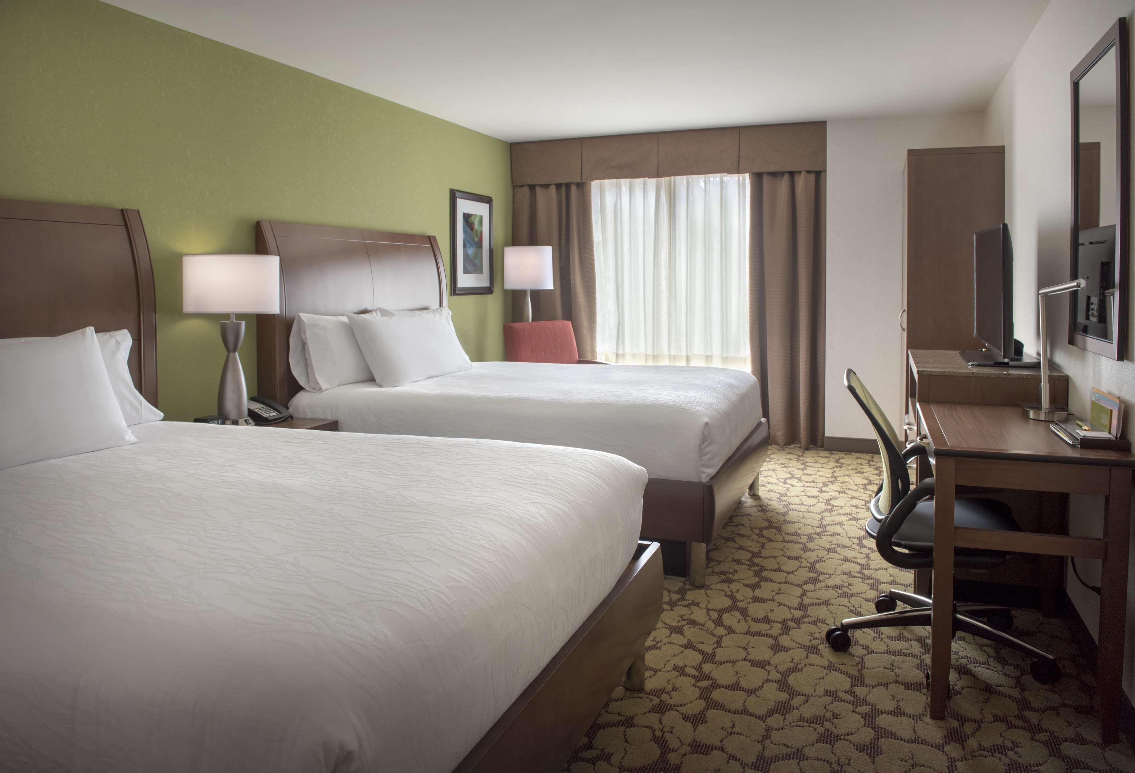 Hilton Garden Inn Chicago Downtown Riverwalk Екстериор снимка