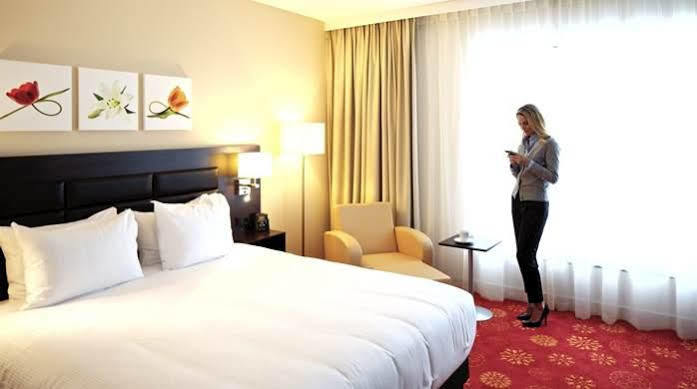 Hilton Garden Inn Chicago Downtown Riverwalk Екстериор снимка